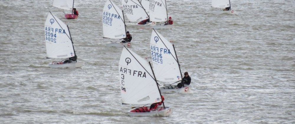 NDC Voile Angers – Ecole de Voile – Centre nautique – FFV – EFV – Lac de Maine – Maine et Loire – Pays de la Loire – 49 – loisir - Activités – divertissement – quoi faire – sport – nautisme – aquatique – bateau – voilier – PAVOA – base nautique