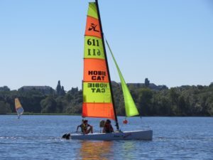 NDC Voile Angers – Ecole de Voile – Centre nautique – FFV – EFV – Lac de Maine – Maine et Loire – Pays de la Loire – 49 – loisir - Activités – divertissement – quoi faire – sport – nautisme – aquatique – bateau – voilier – PAVOA – base nautique