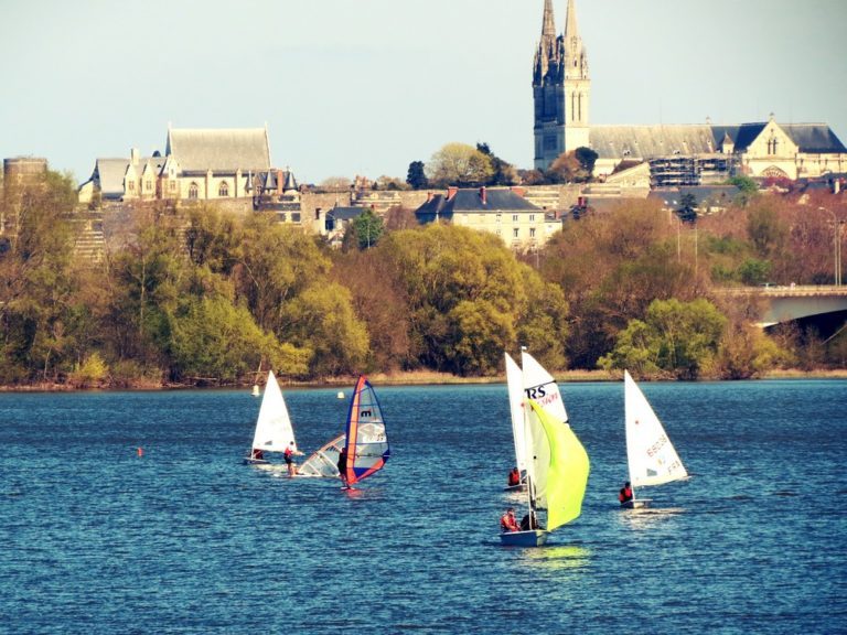 Promenade En Bateau Sur La Maine Angers